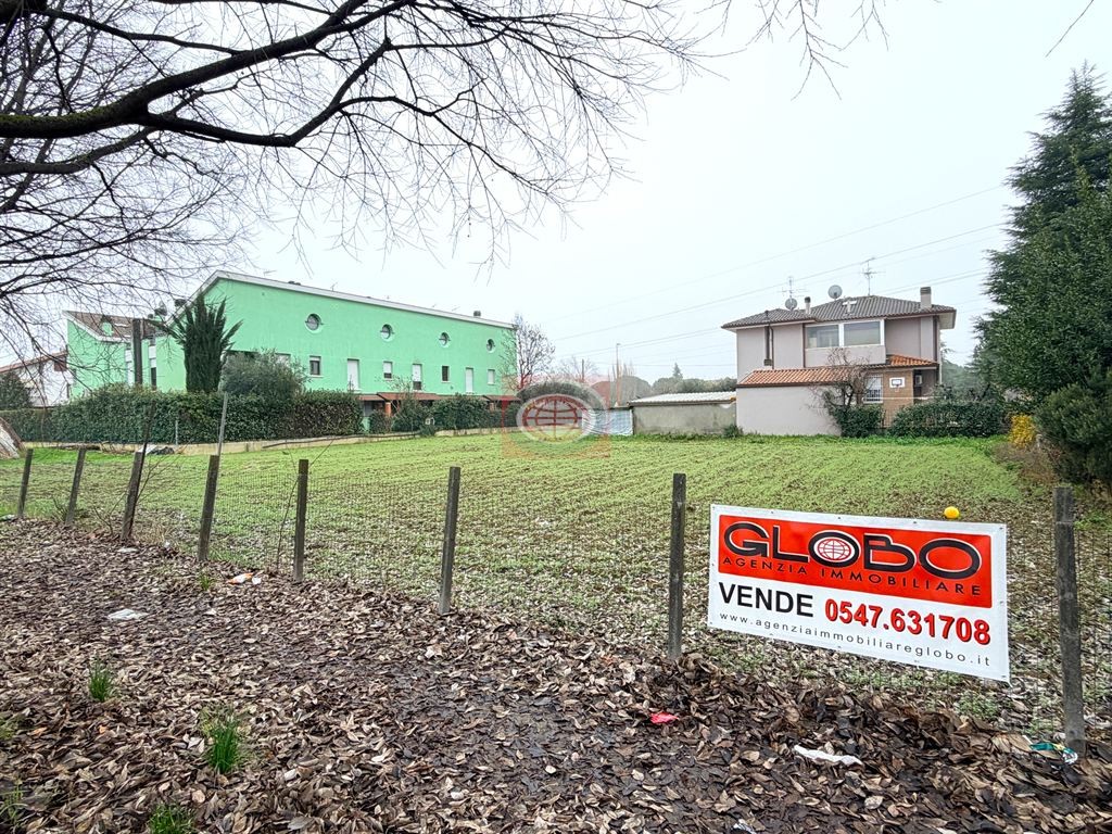 S. EGIDIO di Cesena - terreno edificabile a destinazione residenziale per MONO-BIFAMILIARE o 5/6 appartamenti