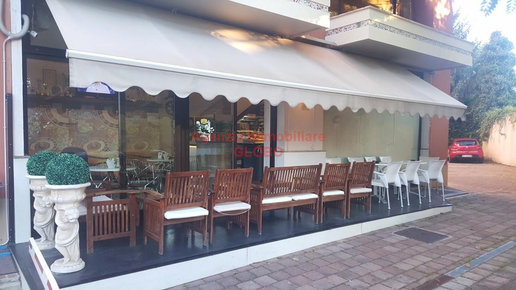 Negozio con attività