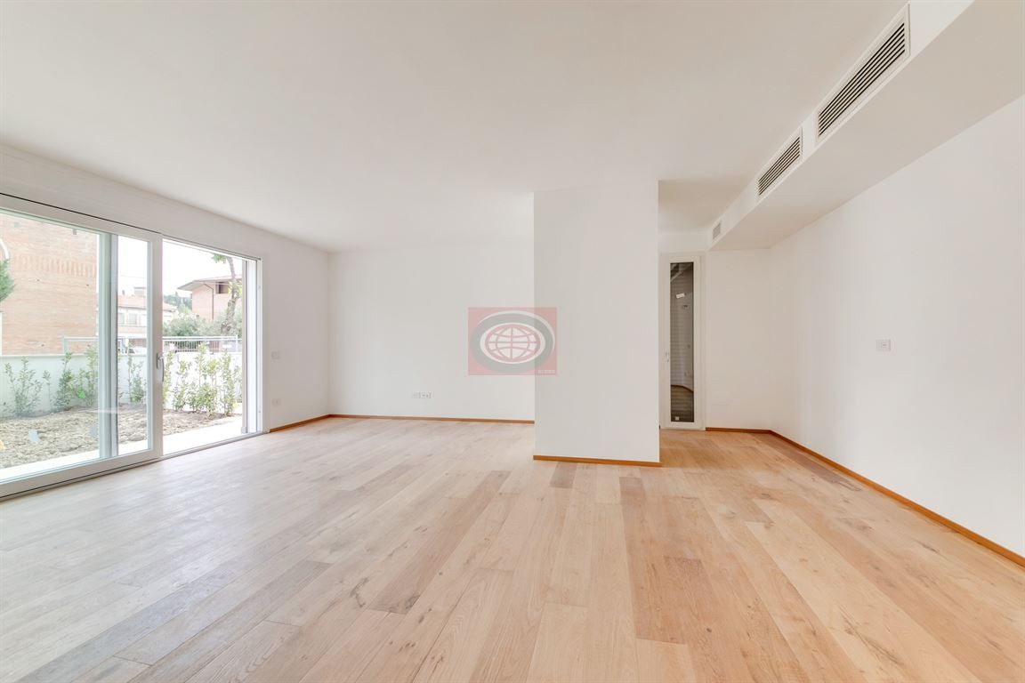 SAN ROCCO di Cesena: appartamento NUOVO con INGRESSO INDIP., GIARDINO PRIVATO, 3 letto, 2 bagni, garage